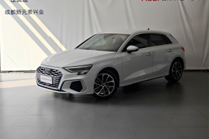 奥迪A3 奥迪 Sportback 35 TFSI 进取运动型