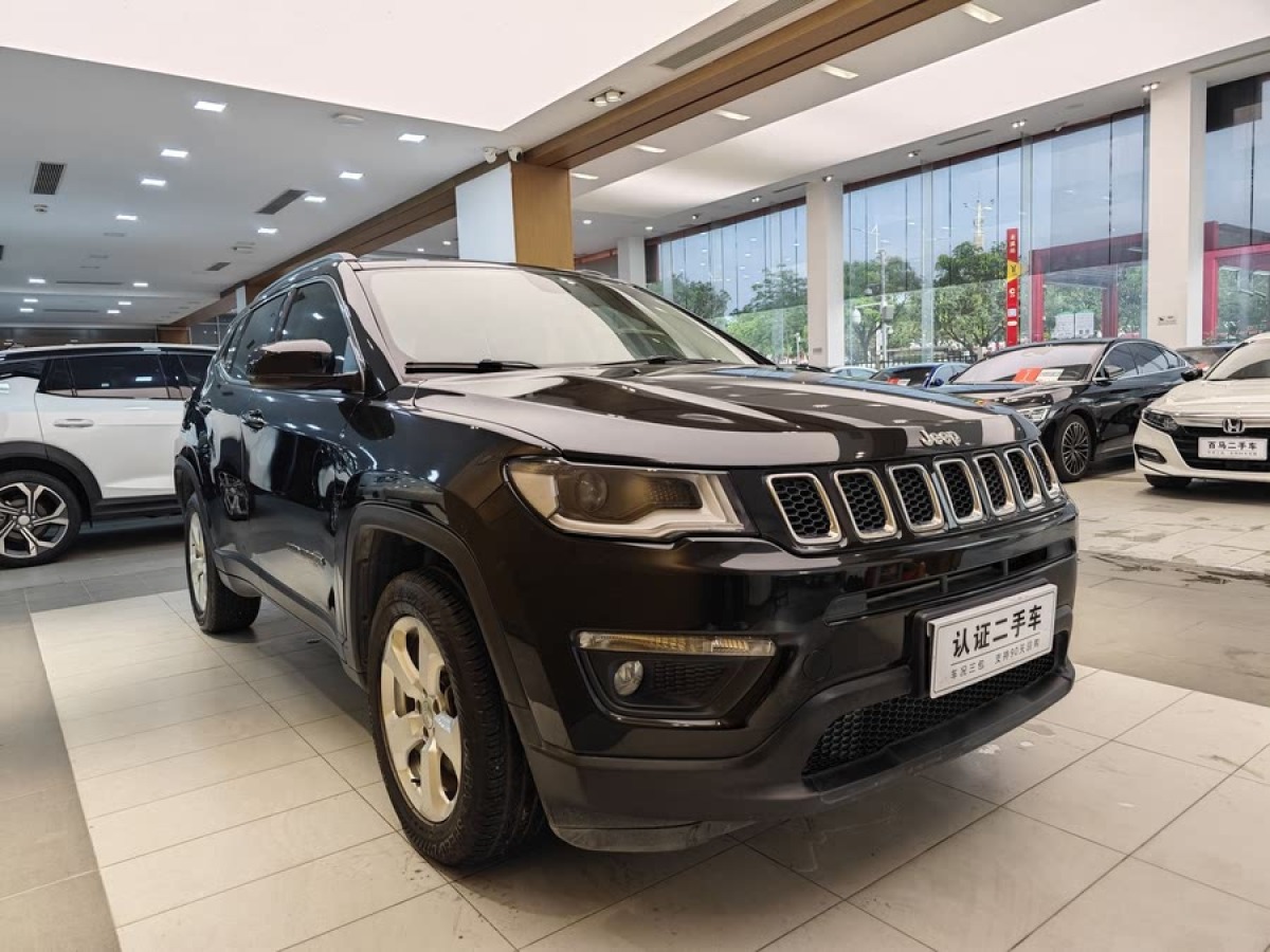 Jeep 指南者  2020款 220T 自動領(lǐng)先版圖片