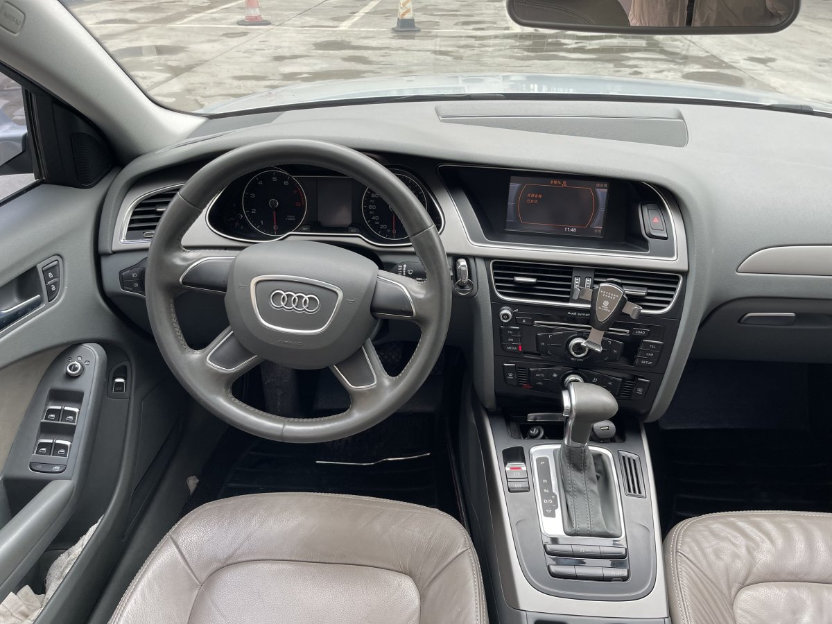 奧迪 奧迪A4L  2013款 30 TFSI 自動舒適型圖片