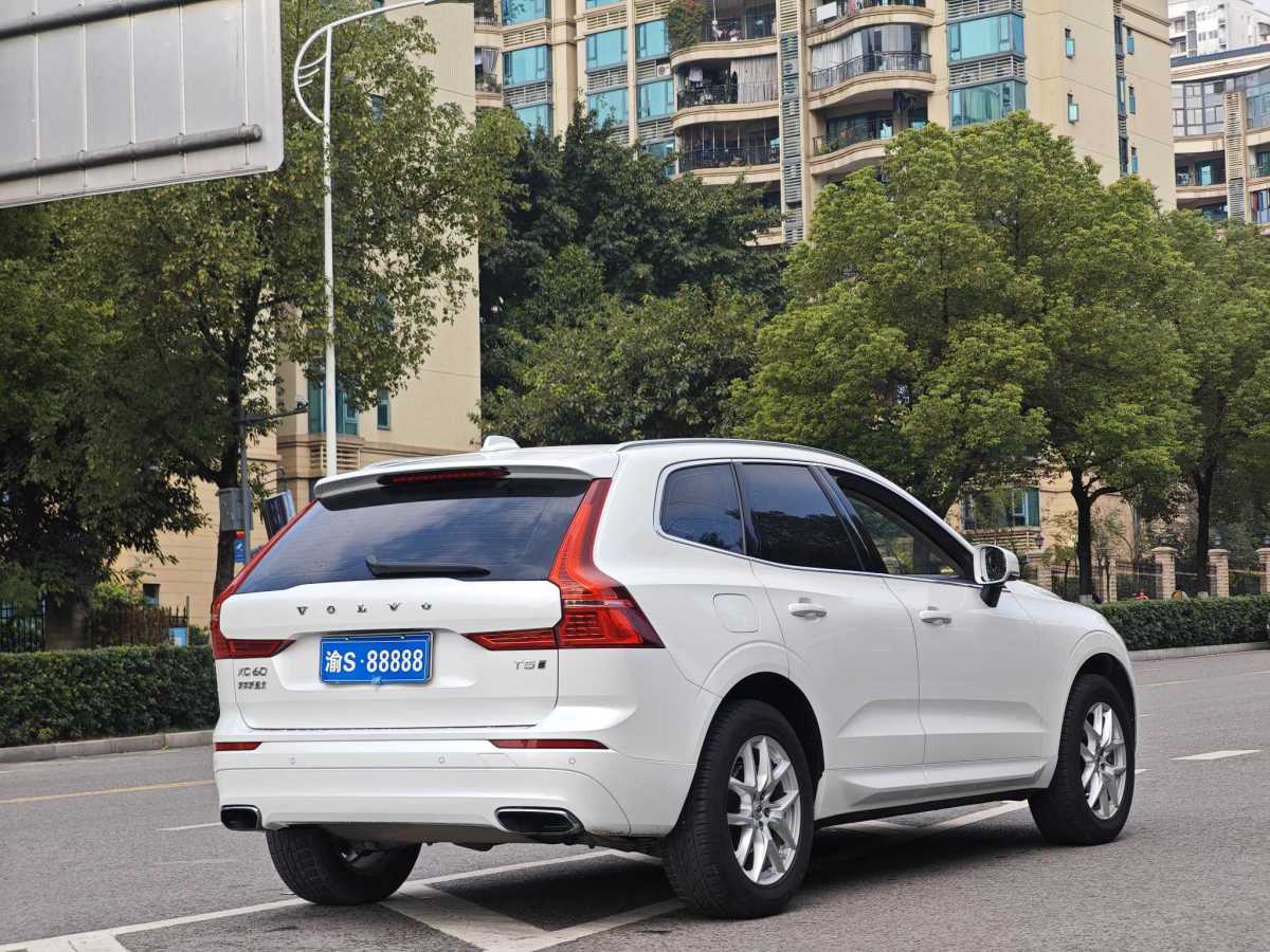 沃爾沃 XC60  2018款 T5 四驅(qū)智逸版圖片