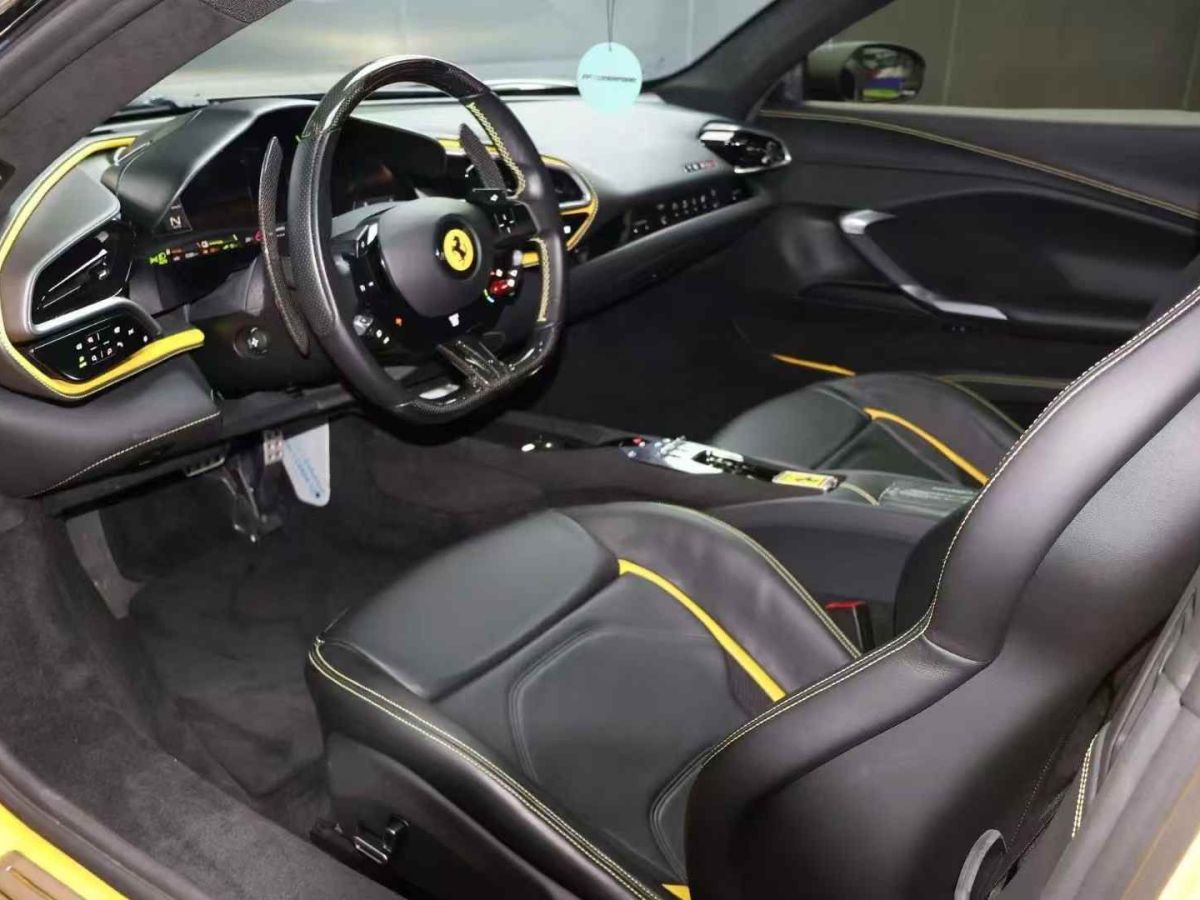 法拉利 Purosangue  2023款 6.5L V12圖片