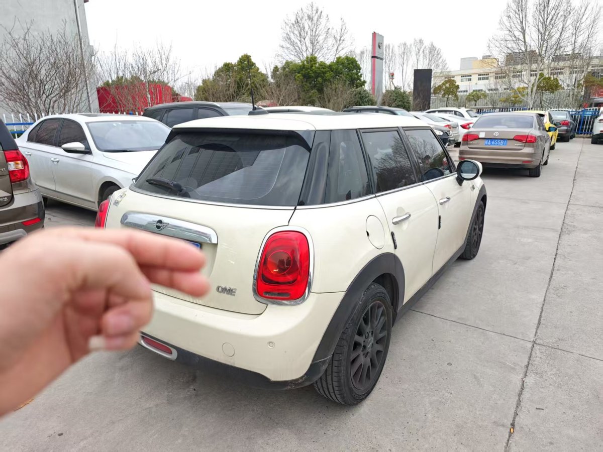 MINI MINI  2019款 1.5T ONE 五門版圖片