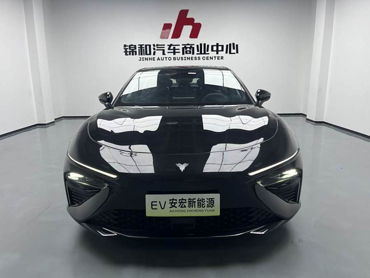 哪吒 哪吒S  2023款 純電 520km 后驅(qū)Lite版圖片