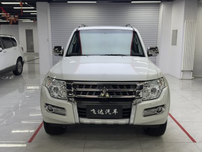 2019年9月 三菱 帕杰羅(進(jìn)口) 3.8 五門GLS 旗艦天窗版圖片