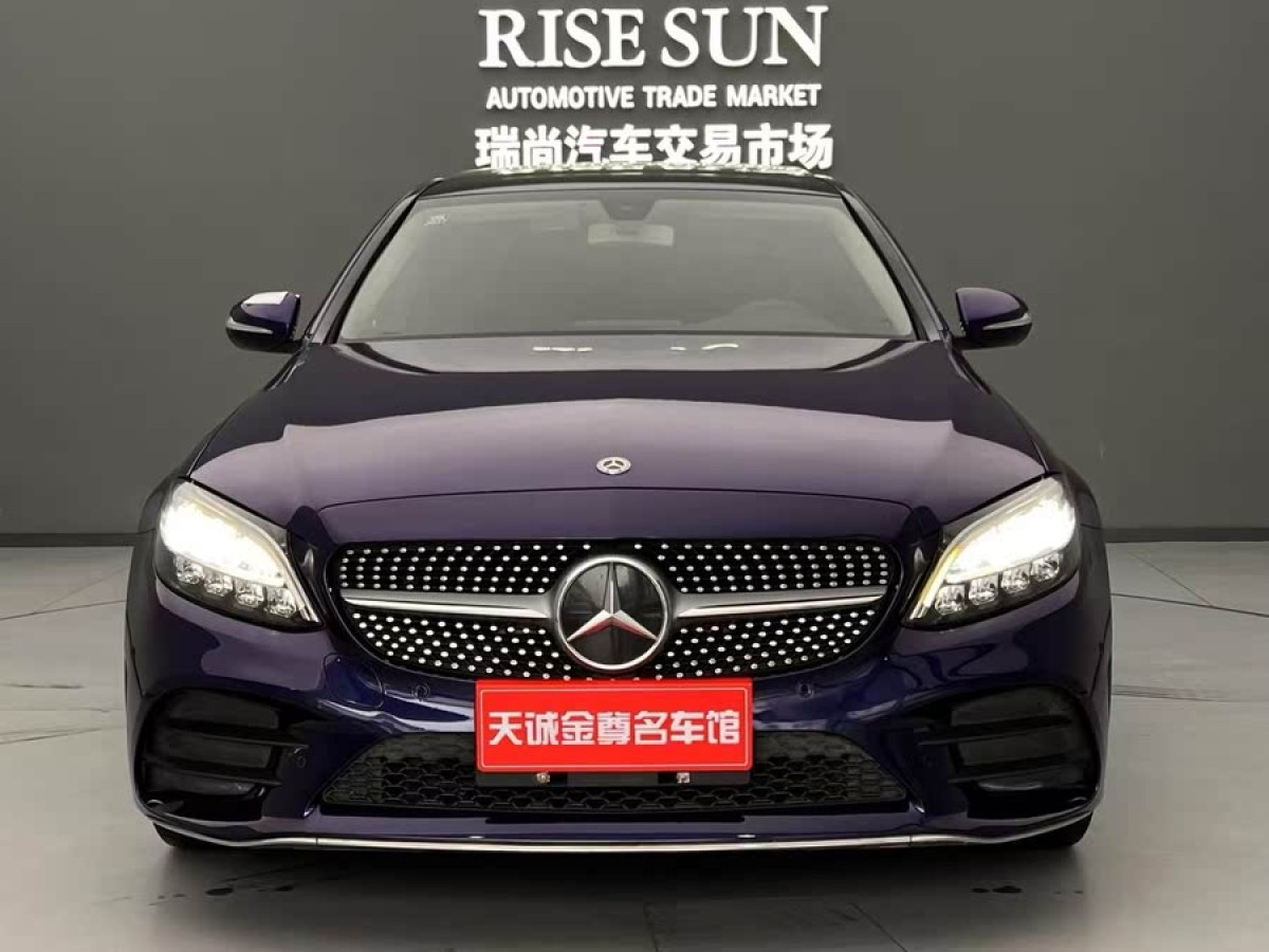 奔馳 奔馳C級(jí)  2019款 改款 C 260 L 運(yùn)動(dòng)版圖片