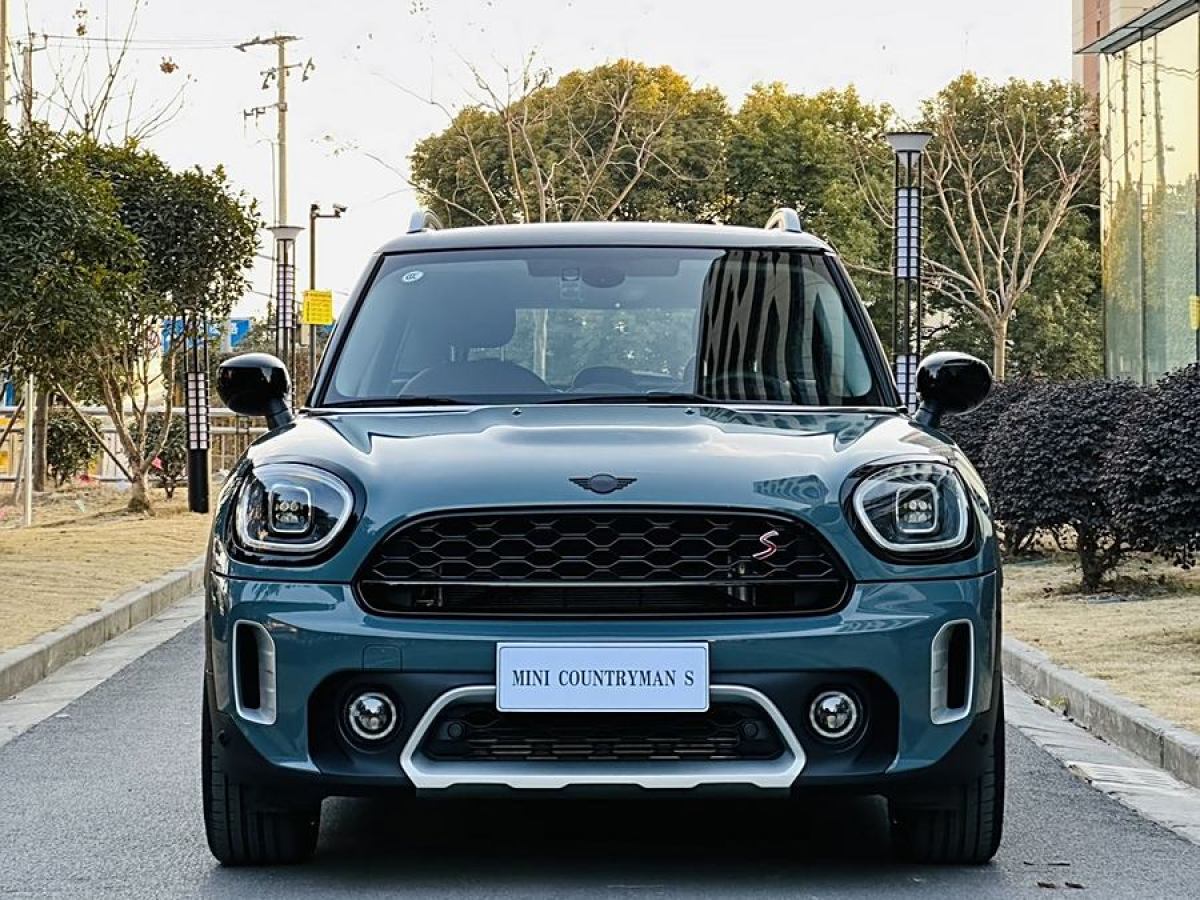 MINI COUNTRYMAN  2023款 改款 2.0T COOPER S ALL4 鑒賞家圖片