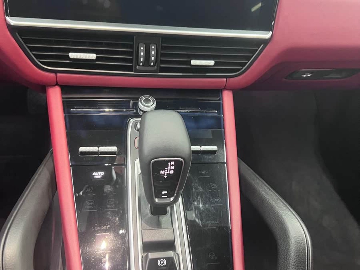 保時(shí)捷 Cayenne  2019款 Cayenne 3.0T圖片