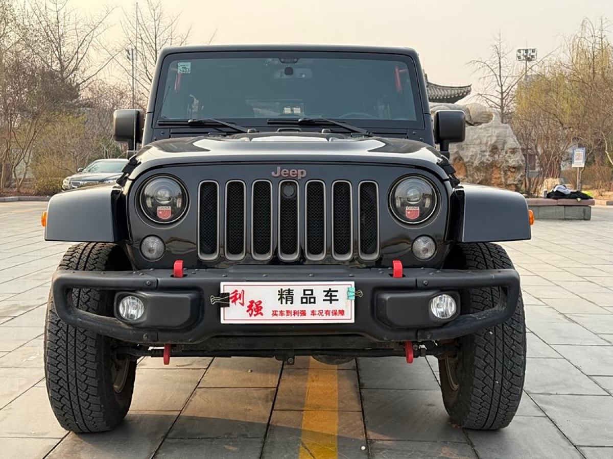 2017年2月Jeep 牧馬人  2016款 3.0L Sahara 75周年致敬版