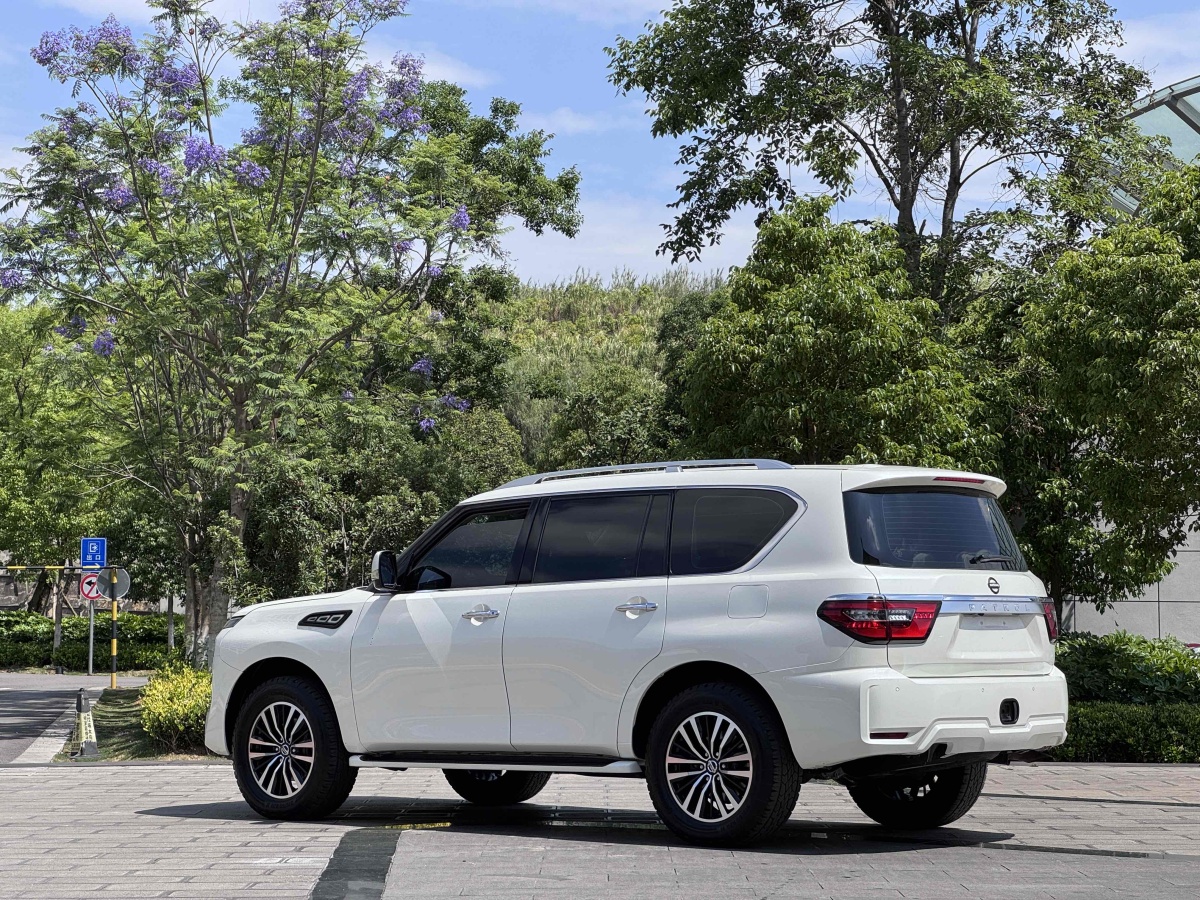 2021年12月日產(chǎn) 途樂  2018款 4.0L 領(lǐng)英型