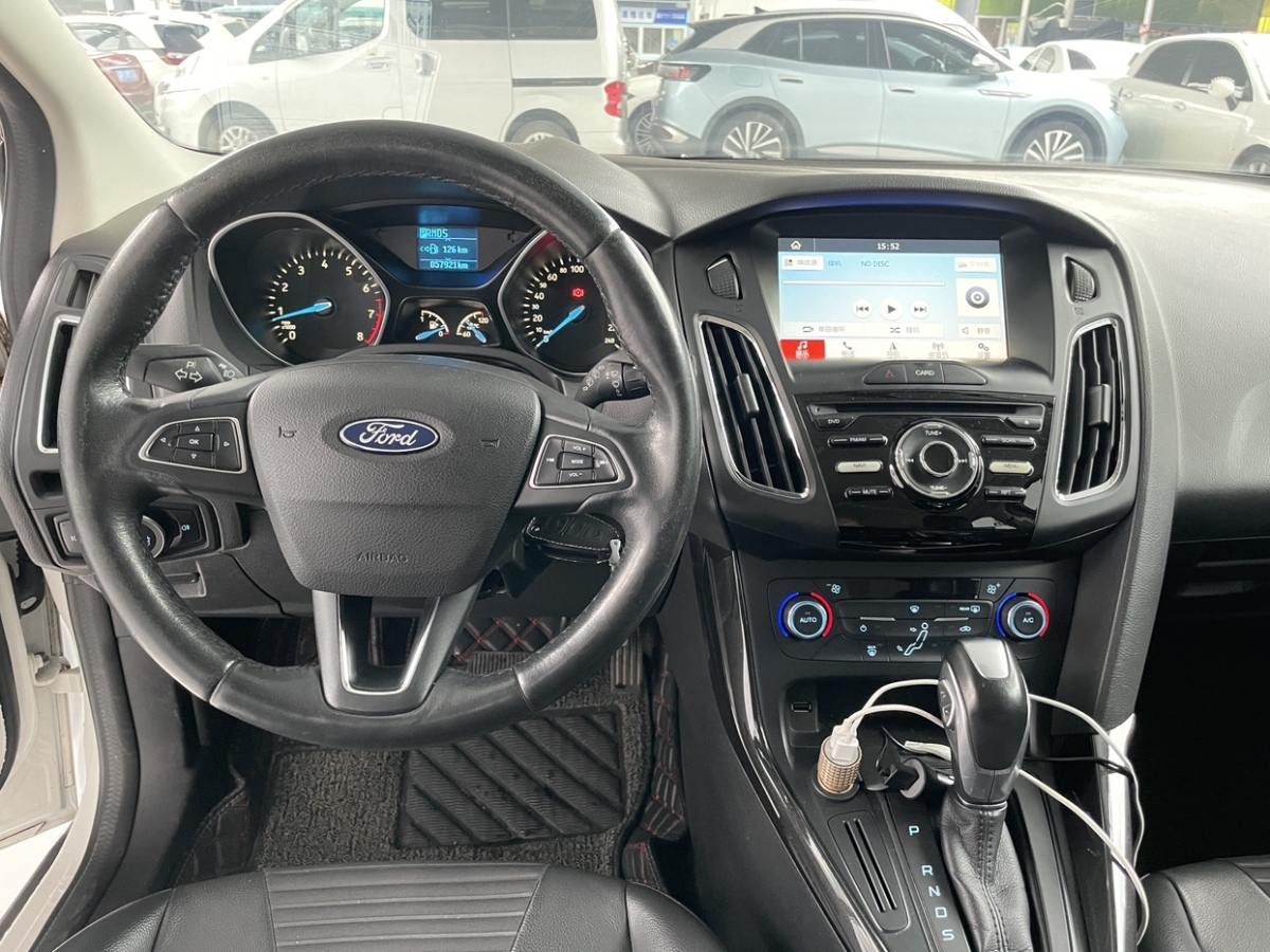 福特 ?？怂? 2017款 兩廂 1.6L 自動(dòng)舒適型智行版圖片