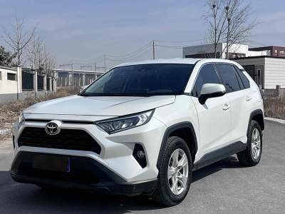 2021年1月 豐田 RAV4榮放 2.0L CVT兩驅(qū)都市版圖片