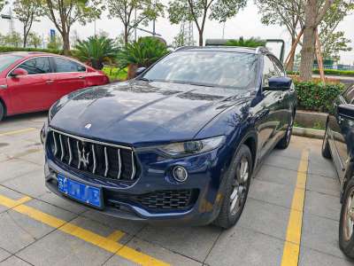 2020年6月 瑪莎拉蒂 Levante 3.0T 350Hp 標(biāo)準(zhǔn)版圖片