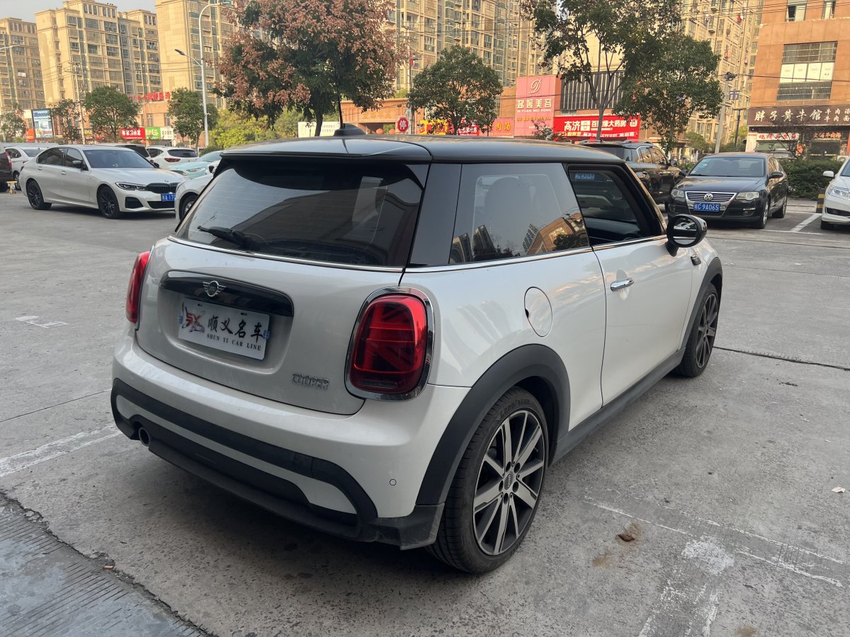 2024年3月MINI MINI  2023款 改款 1.5T COOPER 藝術(shù)家