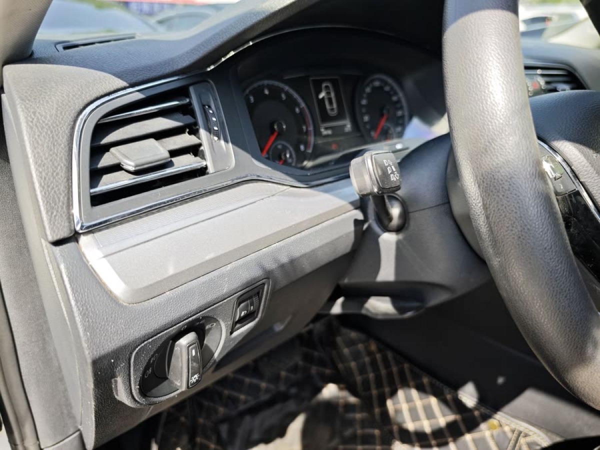 大眾 凌渡  2021款 230TSI DSG風尚版圖片