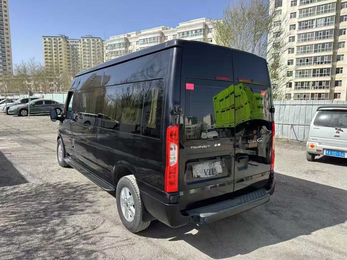 福特 全順  2020款 2.0T柴油商旅型中軸中頂10-12座國(guó)VI圖片