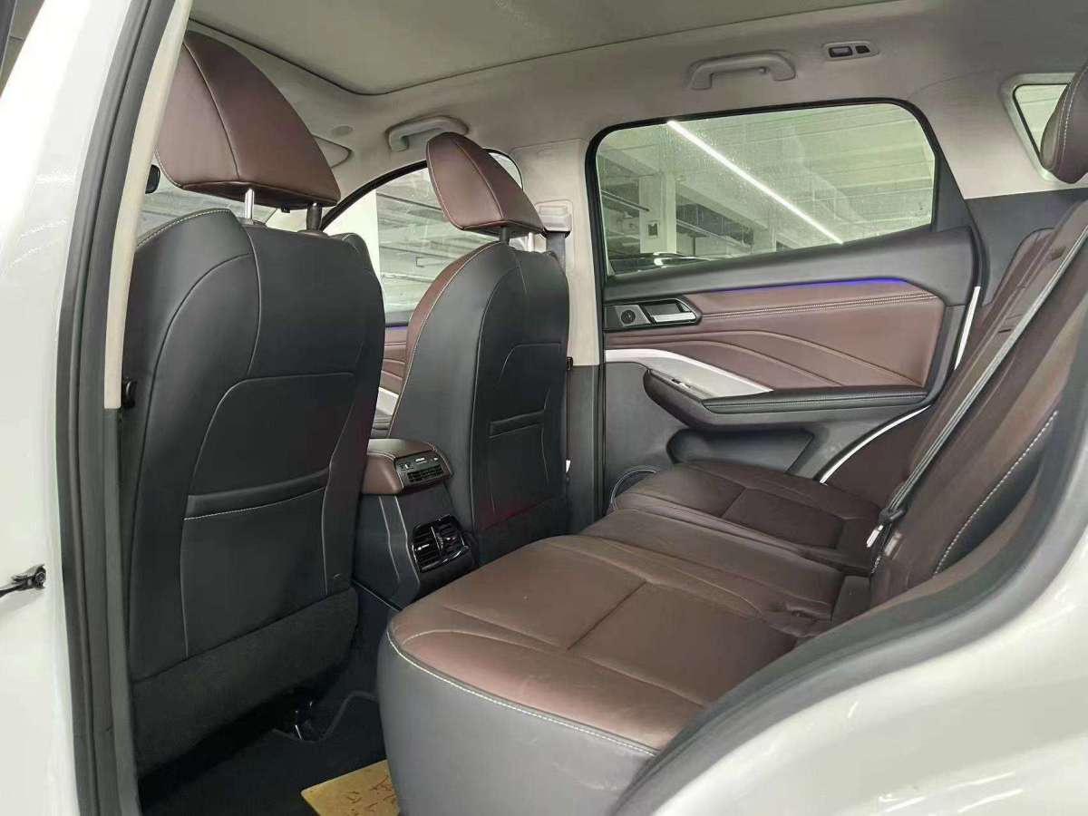 WEY VV5  2020款 1.5T 两驱智先锋图片