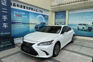 上汽大通MAXUS MIFA 9 上汽大通 云上草原