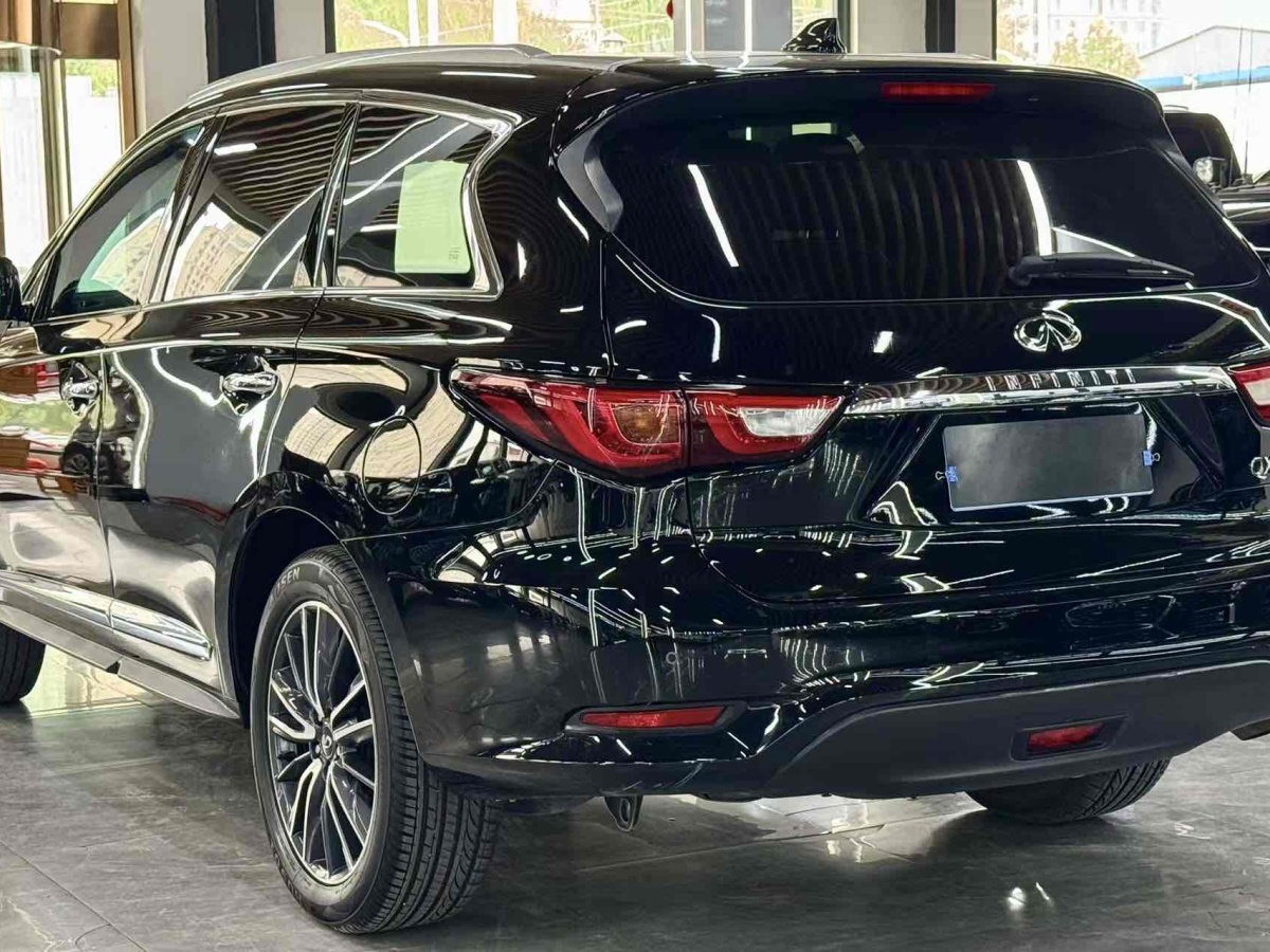 英菲尼迪 QX60  2020款 2.5 S/C Hybrid 兩驅(qū)卓越版 國VI圖片