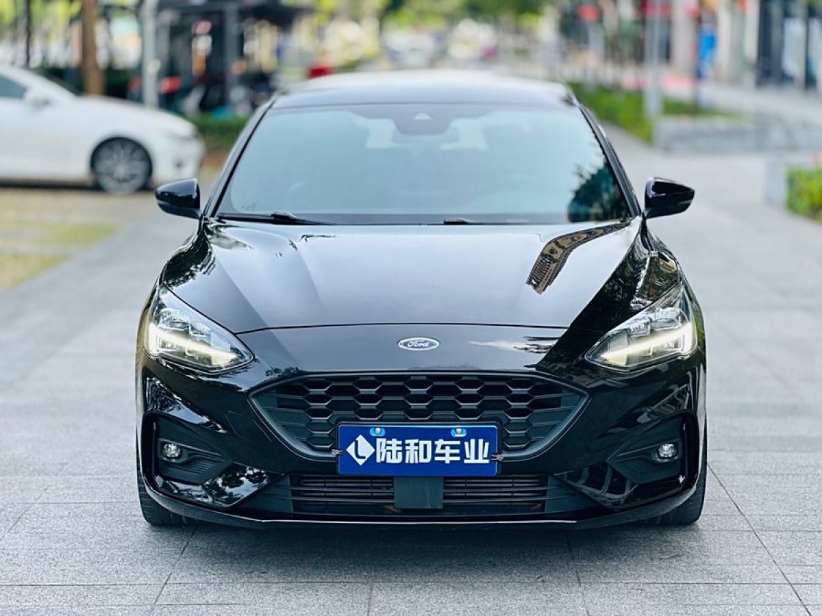 福特 ?？怂? 2020款 兩廂 EcoBoost 180 自動(dòng)ST Line圖片