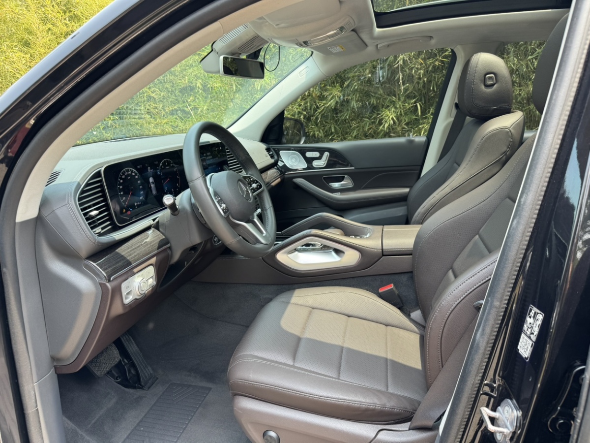 奔馳 奔馳GLE  2020款 改款 GLE 350 4MATIC 時(shí)尚型圖片