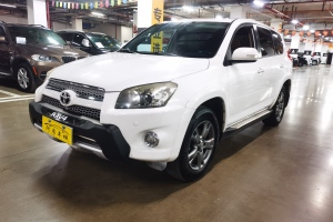 RAV4荣放 丰田 2.4L 自动四驱豪华版