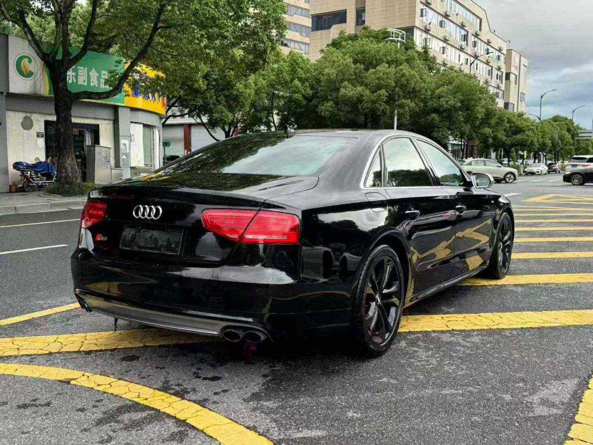奧迪 奧迪S8  2013款 S8 4.0TFSI quattro圖片