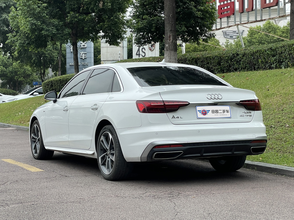 奧迪 奧迪A4L  2022款 40 TFSI 時尚動感型圖片