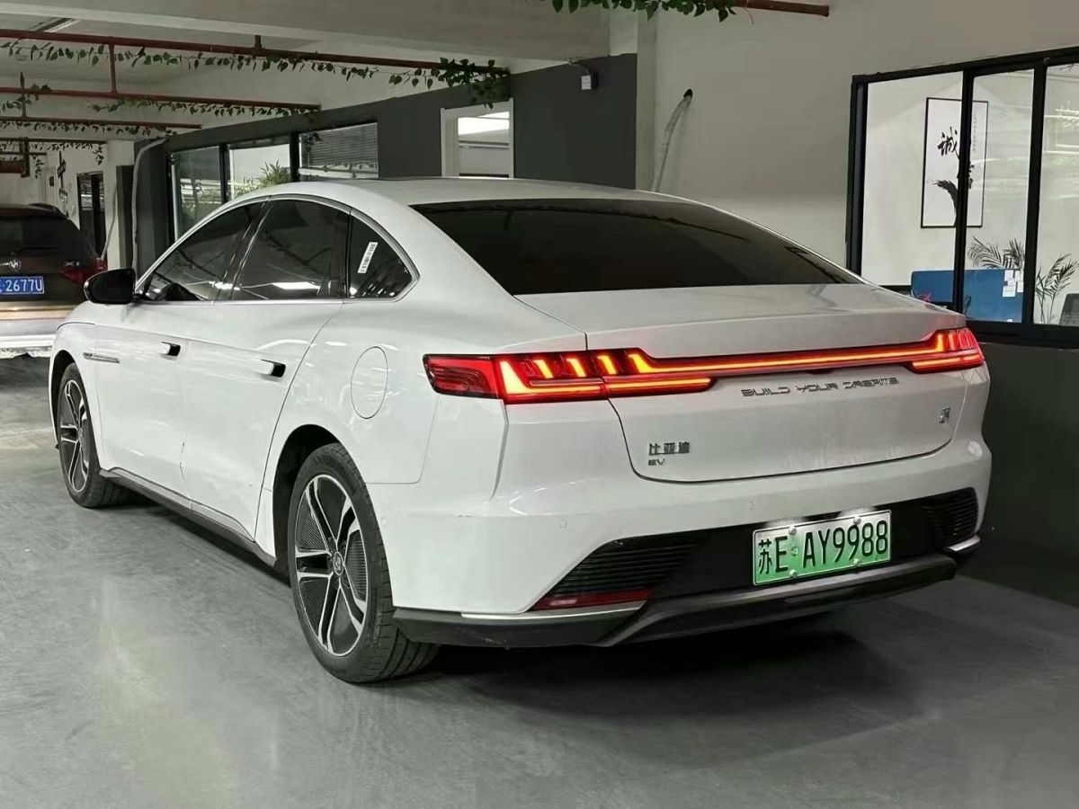 比亞迪 漢  2021款 EV 標準續(xù)航版豪華型圖片