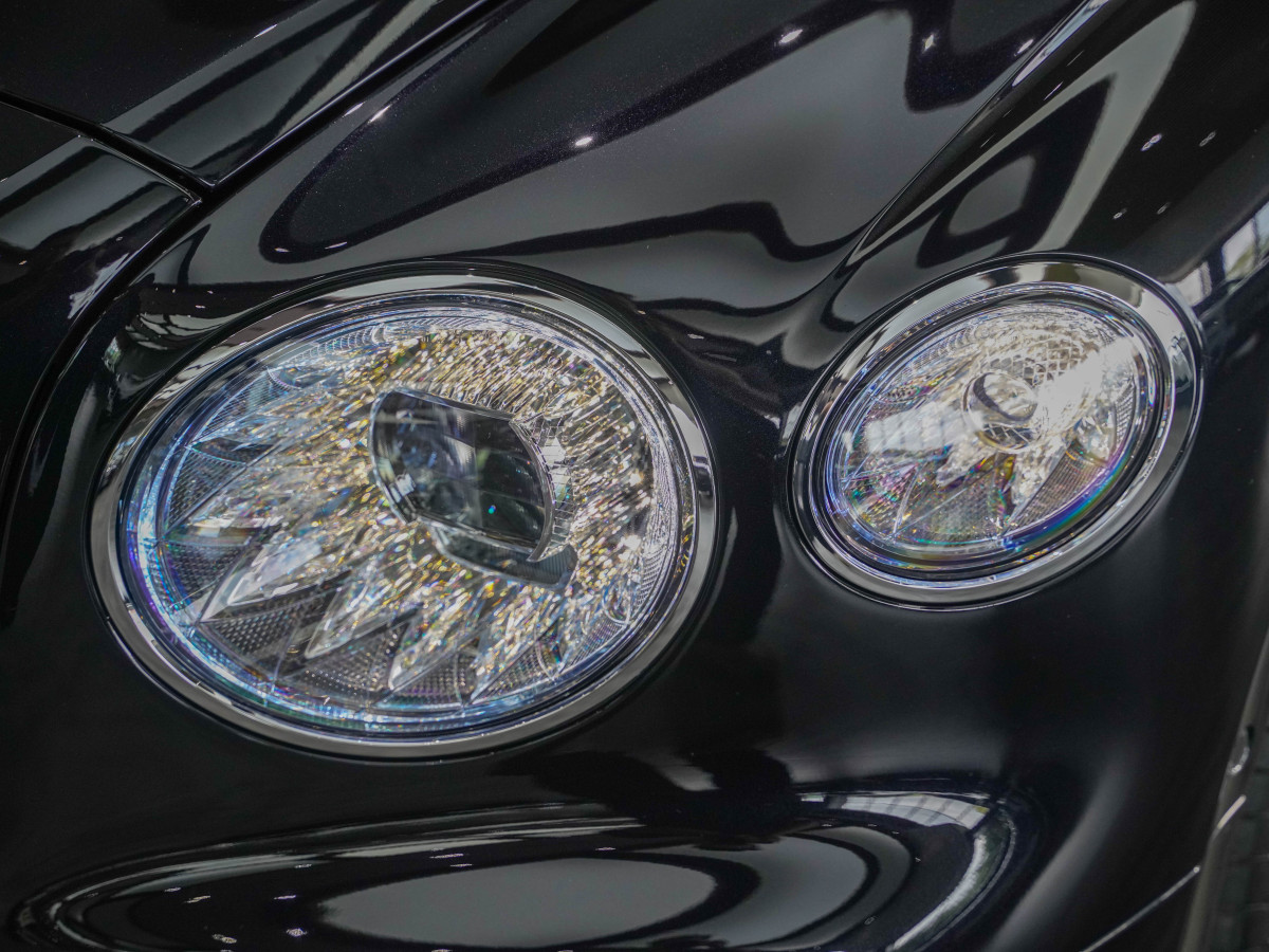 賓利 飛馳  2021款 4.0T V8 標(biāo)準(zhǔn)版圖片