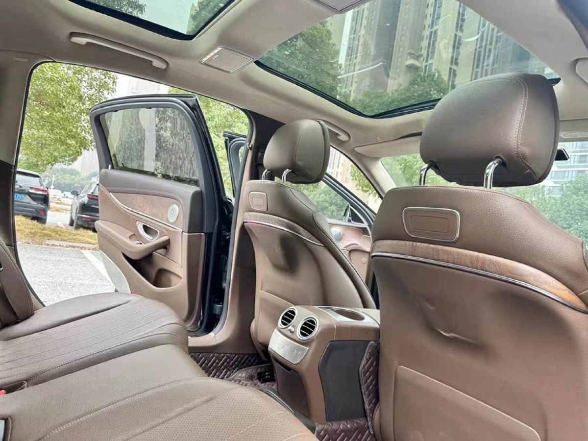 奔馳 奔馳E級  2019款 改款 E 300 L 豪華型圖片