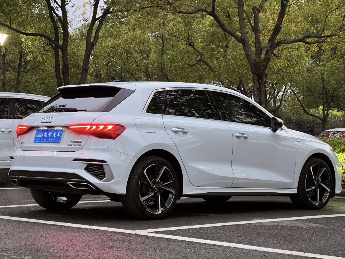 奧迪 奧迪A3  2024款 Sportback 35 TFSI 時(shí)尚運(yùn)動(dòng)型圖片