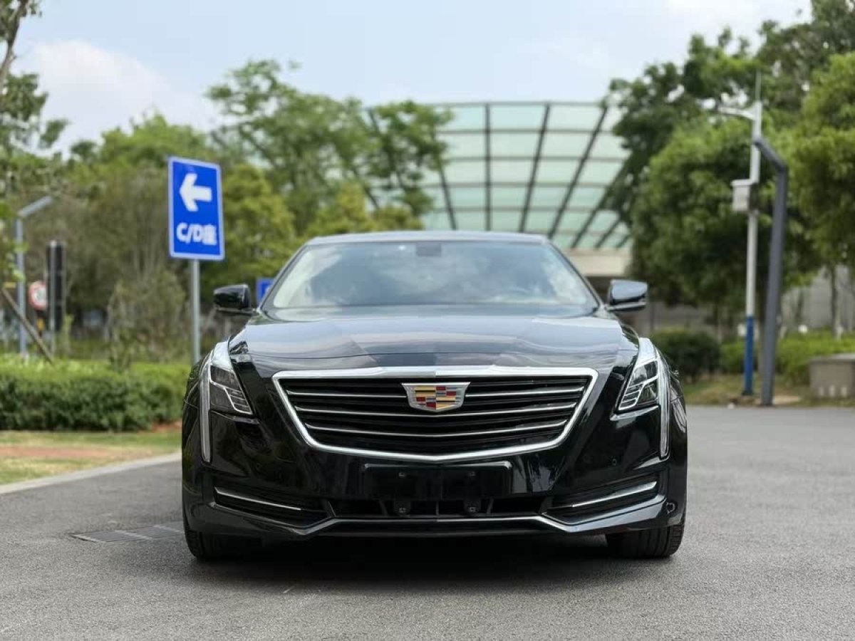 凱迪拉克 CT6  2017款 28T 時(shí)尚型圖片