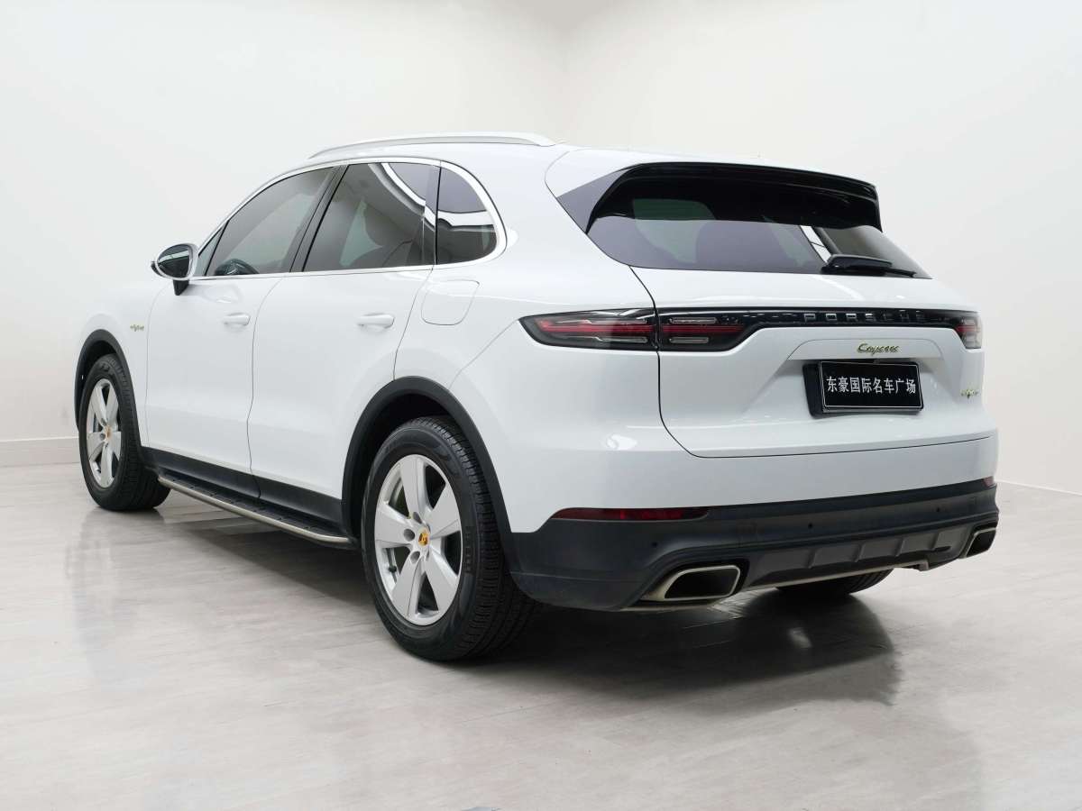 2019年3月保时捷 Cayenne新能源  2019款 Cayenne E-Hybrid 2.0T