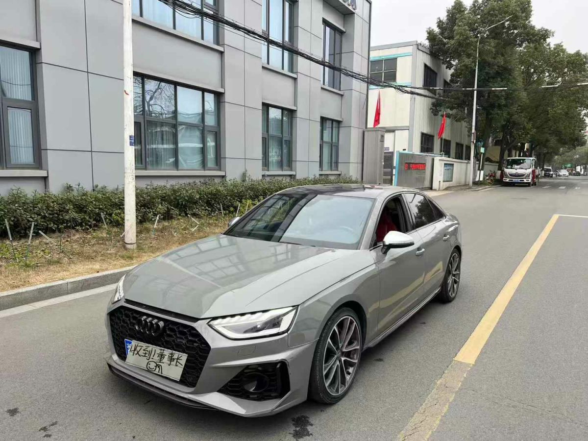 奧迪 奧迪S3  2021款 S3 Limousine edition one 歐洲版圖片