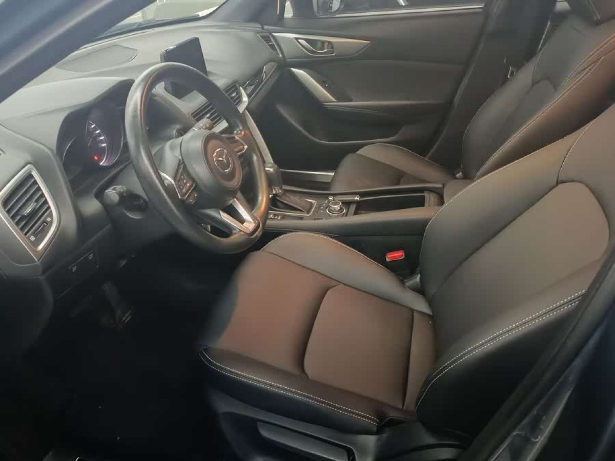 馬自達(dá) CX-4  2018款  2.0L 自動兩驅(qū)藍(lán)天探索版 國VI圖片