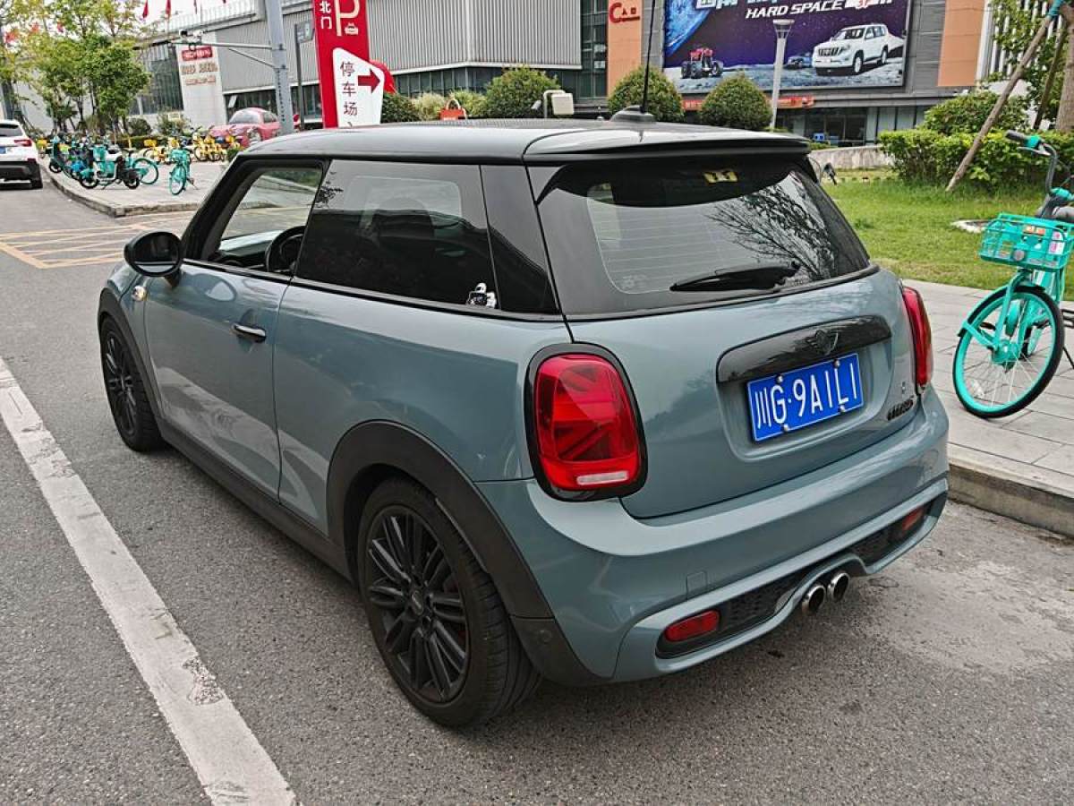 2016年1月MINI CLUBMAN  2016款 改款 2.0T COOPER S