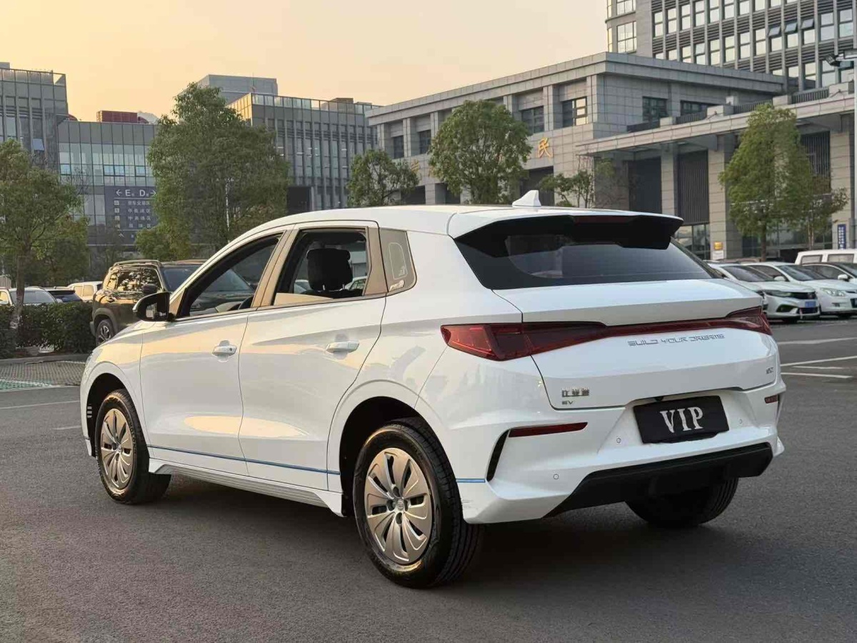 比亞迪 e2  2021款 標(biāo)準(zhǔn)型圖片