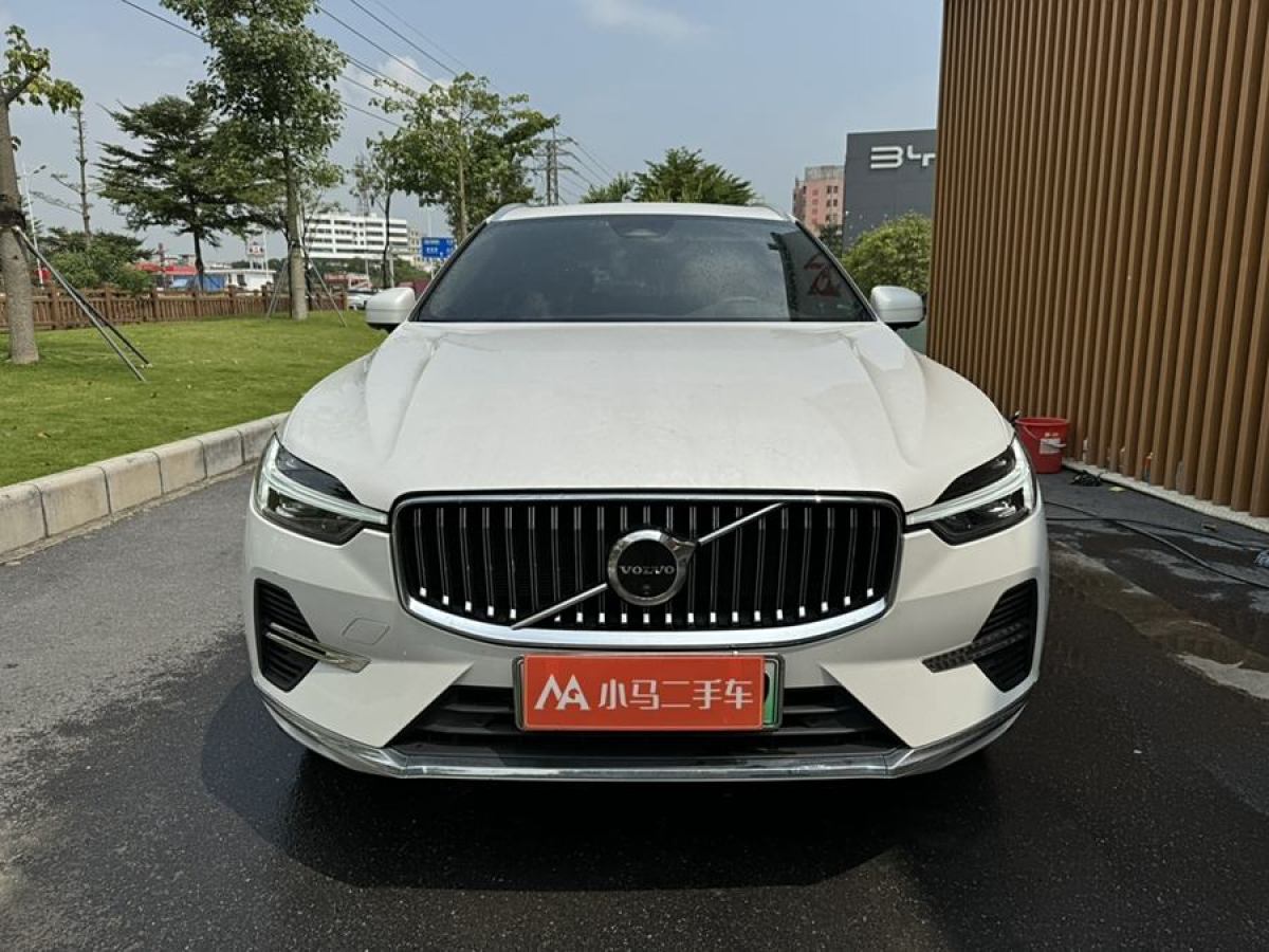 沃爾沃 XC60新能源  2024款 T8 插電混動 長續(xù)航四驅智遠豪華版圖片