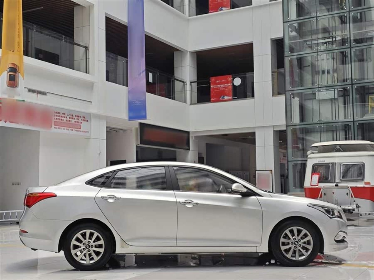 現(xiàn)代 名圖  2014款 1.8L 自動智能型GLS圖片