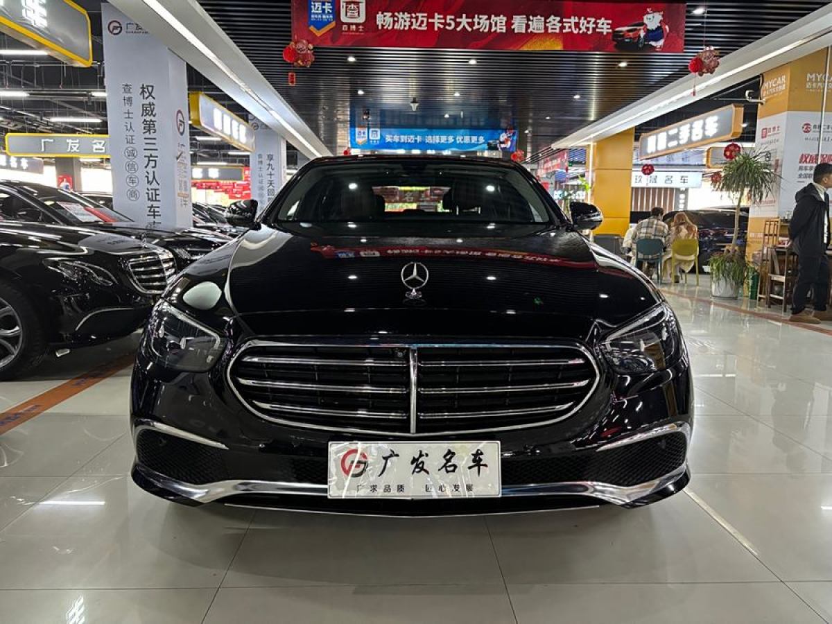 奔馳 奔馳E級(jí)  2022款 改款 E 300 L 時(shí)尚型圖片