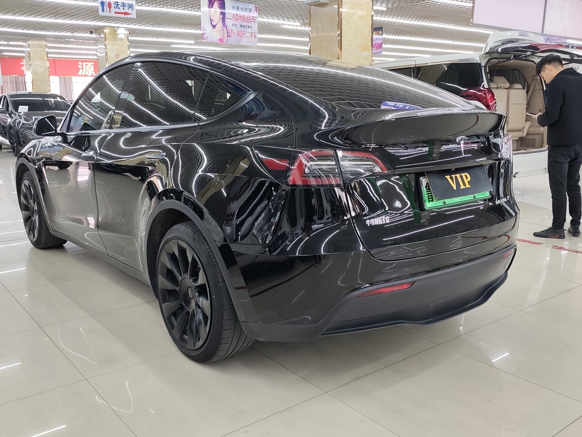 2021年5月特斯拉 Model 3  2023款 長續(xù)航煥新版 雙電機(jī)全輪驅(qū)動