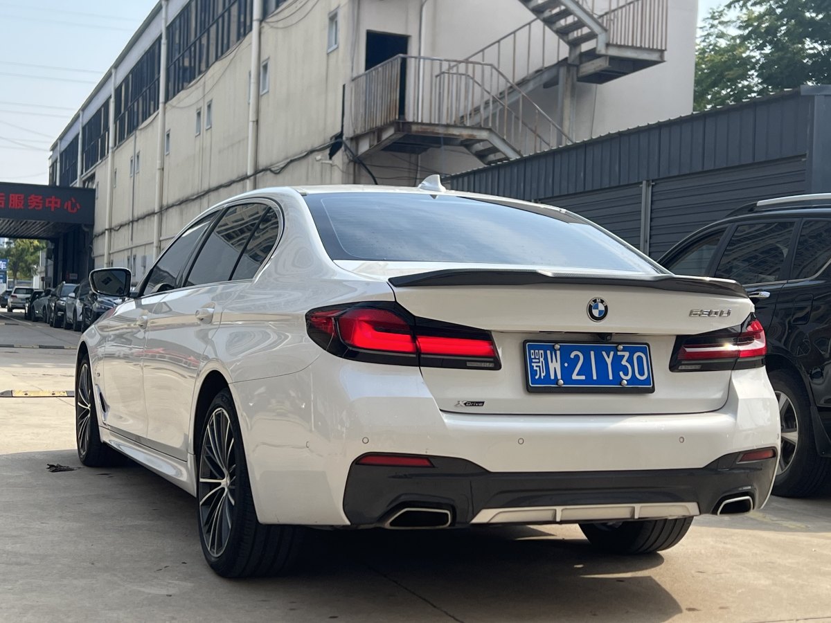 寶馬 寶馬5系  2022款 改款二 530Li xDrive M運(yùn)動(dòng)套裝圖片