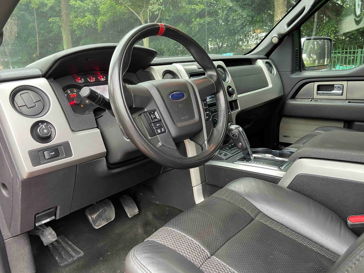 2013年12月福特 F-150  2014款 6.2L 美版