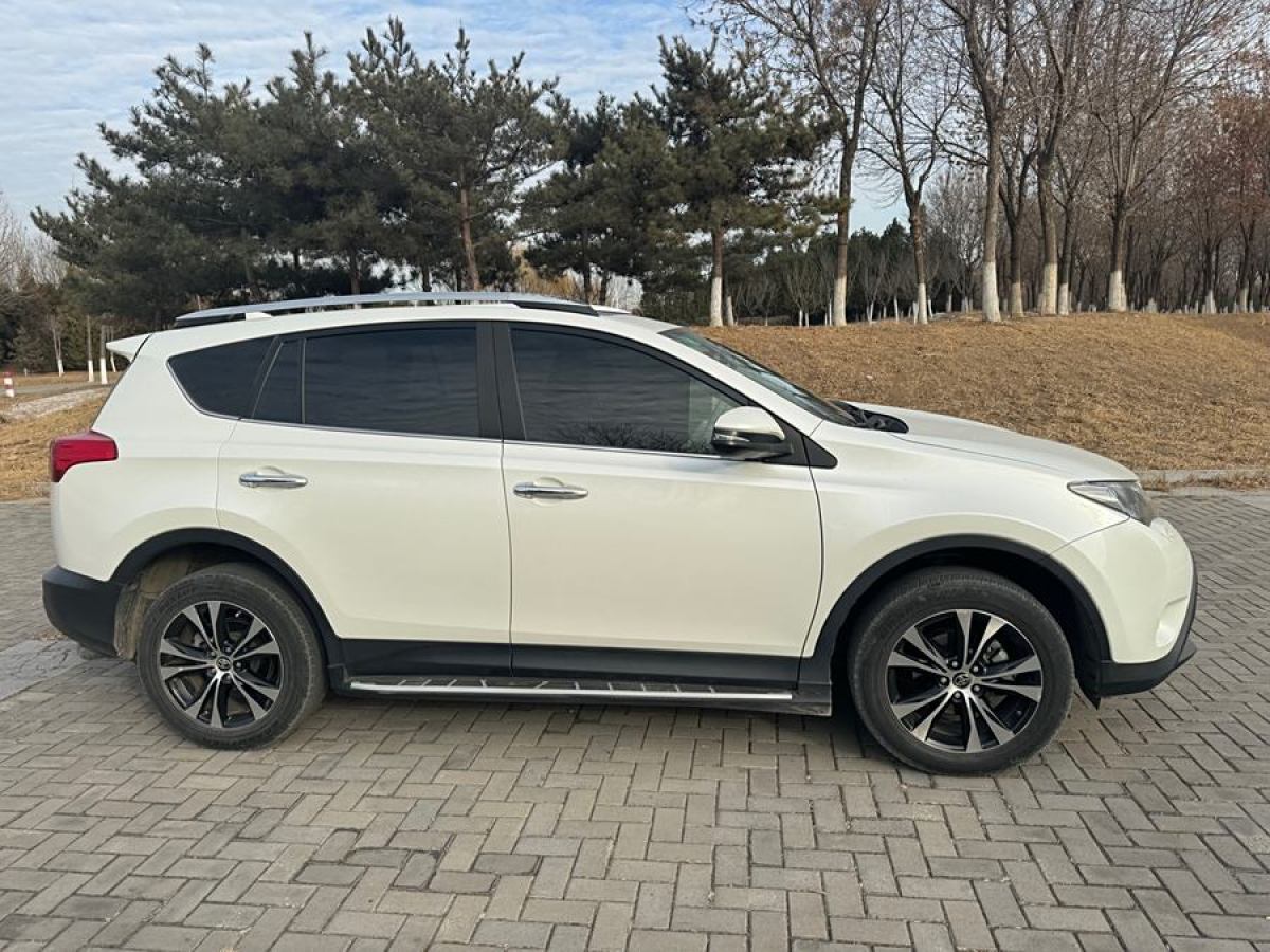 豐田 RAV4榮放  2015款 2.5L 自動四驅(qū)精英版圖片