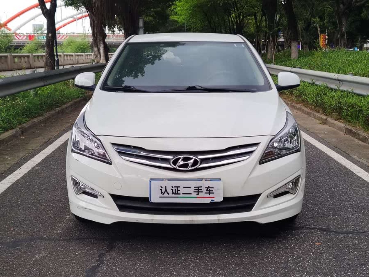 現(xiàn)代 瑞納  2014款 1.4L 自動(dòng)智能型GLS圖片
