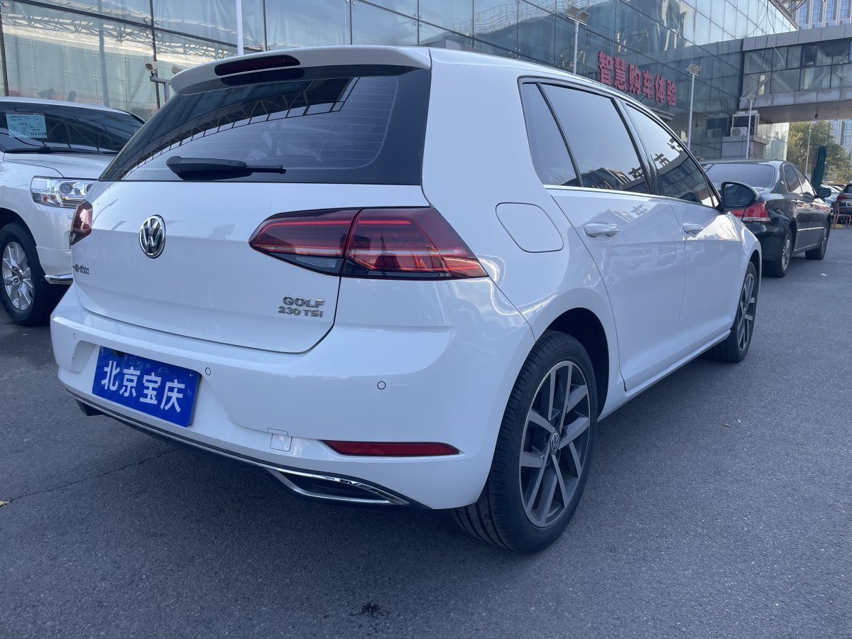 大眾 高爾夫  2018款 230TSI 自動(dòng)豪華型圖片