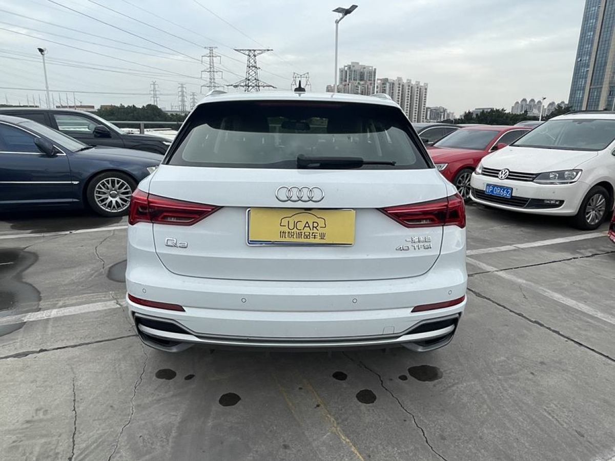 奧迪 奧迪Q3  2019款  40 TFSI 時尚動感型圖片