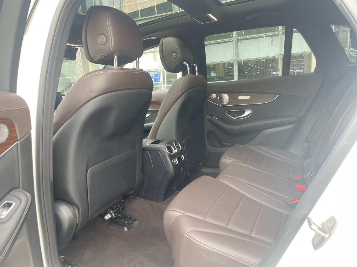 2021年1月奔驰 奔驰GLC  2020款 GLC 300 L 4MATIC 动感型