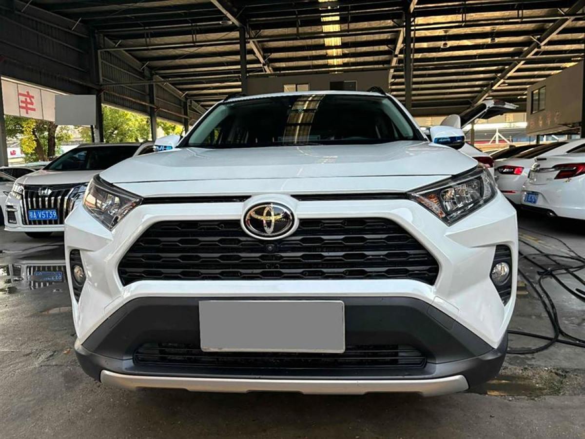 豐田 RAV4榮放  2021款 2.0L CVT兩驅(qū)風(fēng)尚版圖片