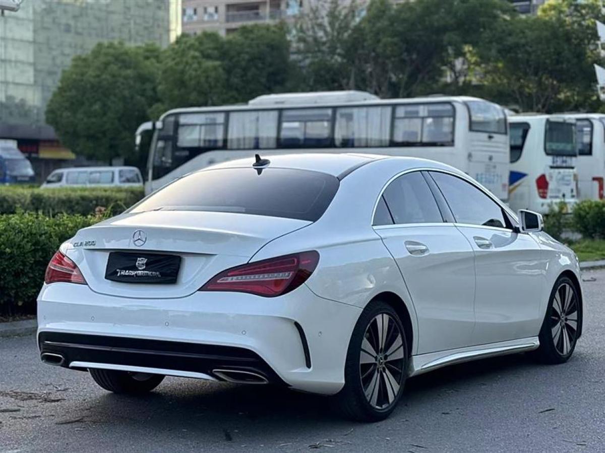 奔馳 奔馳CLA級  2018款 CLA 200 時尚型圖片